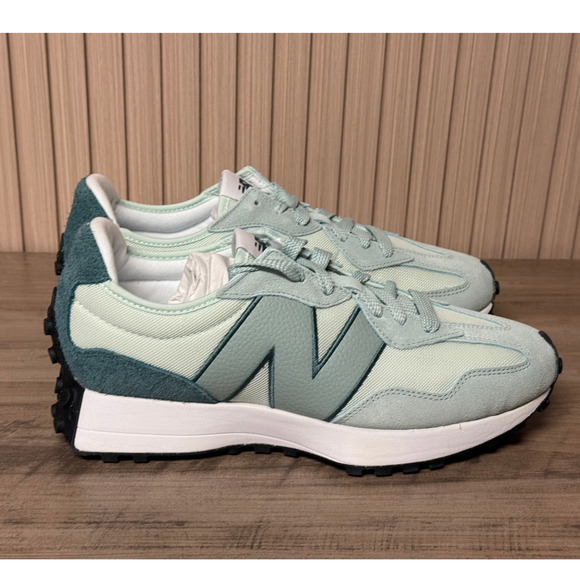New Balance 327 'New Spruce' Suede Sneakers US Mens 8.5 / Womens 10 - Picture 2 of 11